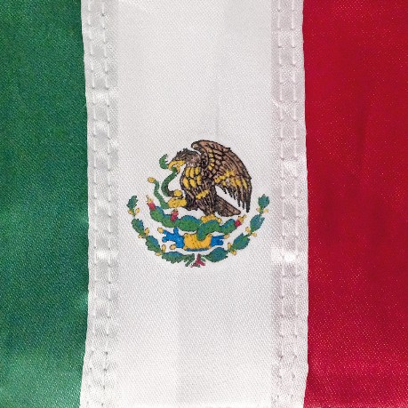 banderas de tela con soporte de madera